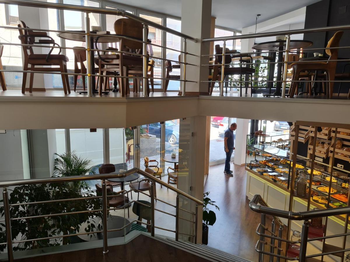 Vila Sofra Struga Exteriör bild
